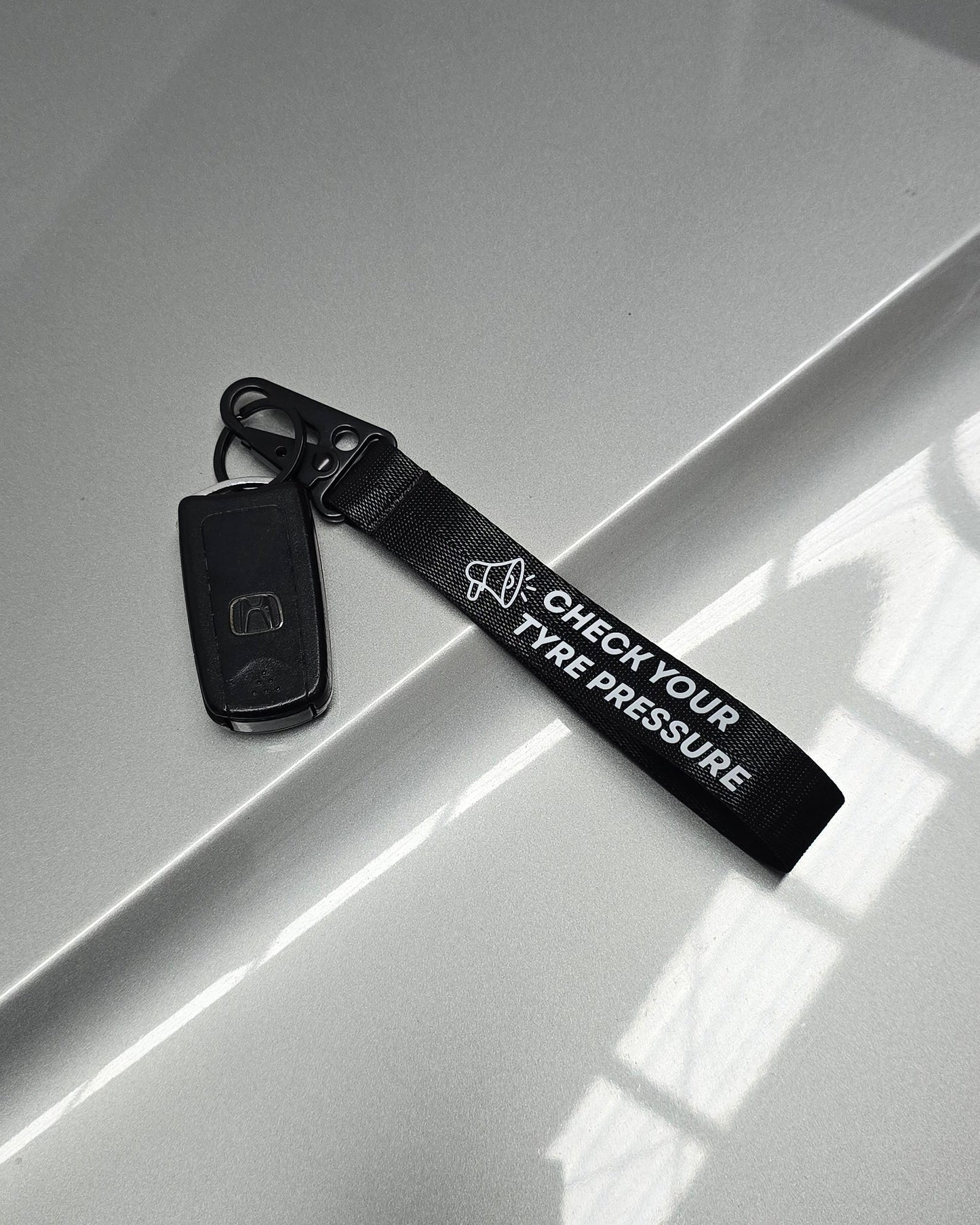 plus08 Lanyard Keychain