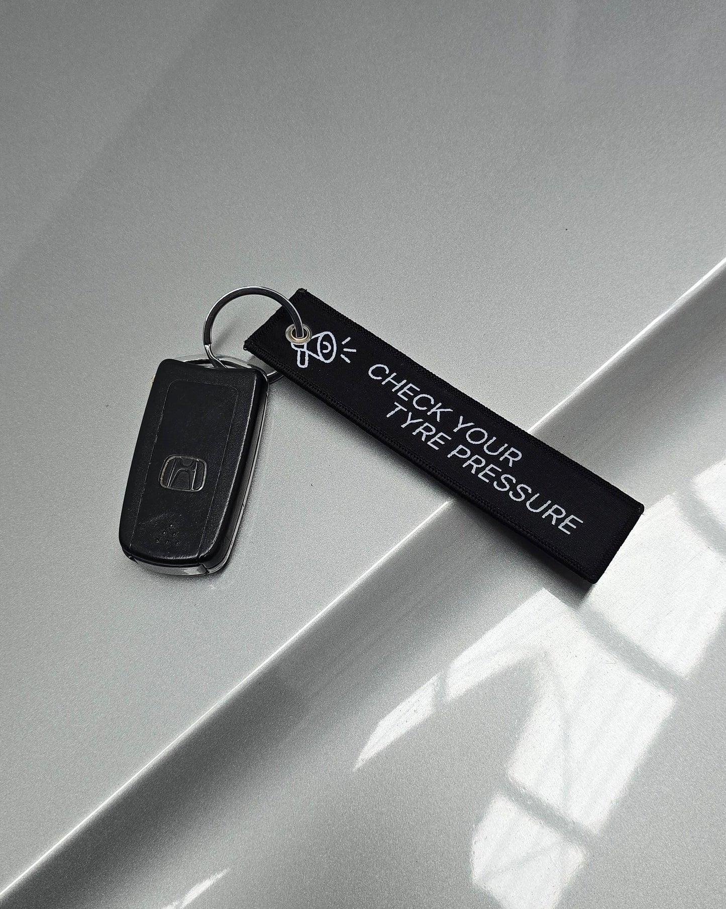 plus08 Jet Tag Keychain