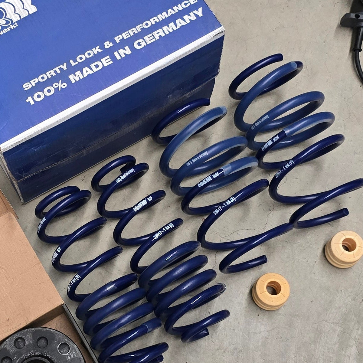 VW Golf MK7/7.5 (2013-2020) Lowering Springs (Whiteline/H&R)