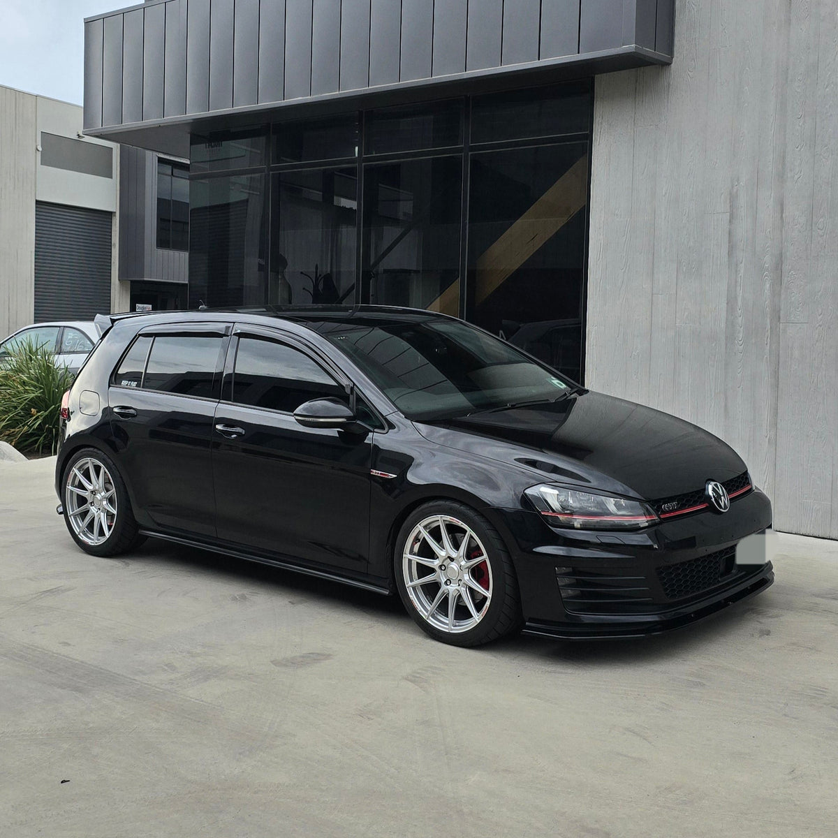 VW Golf MK7/7.5 (2013-2020) Lowering Springs (Whiteline/H&R)
